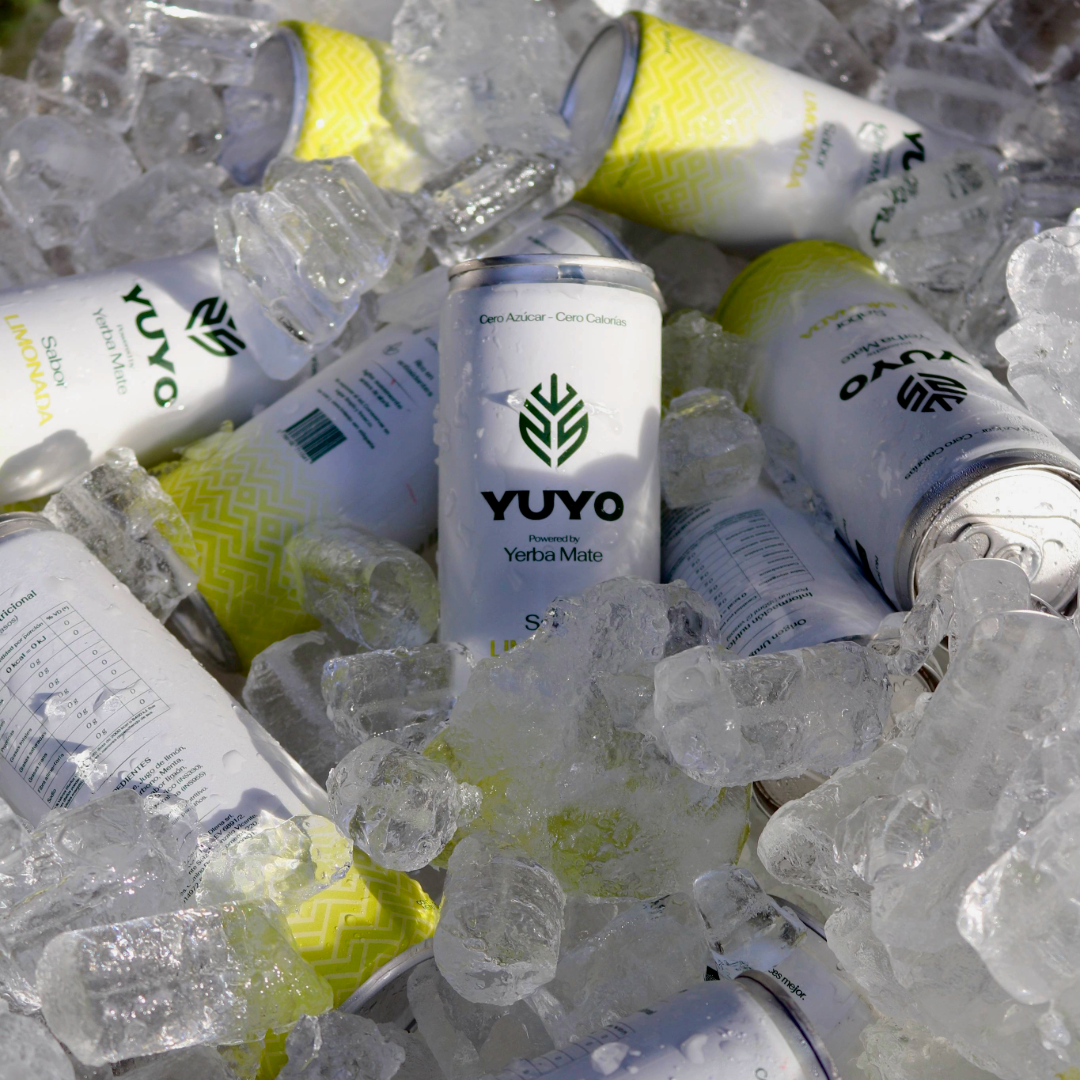 Yuyo fresco energizante natural saludable a base de yerba mate. Para energia natural, refrescante sabor a limonada. Con hielo.